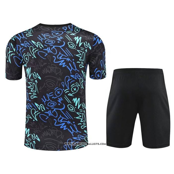 Tracksuit
 Real Madrid Short Sleeve
 22/23 Grey
 - Shorts
